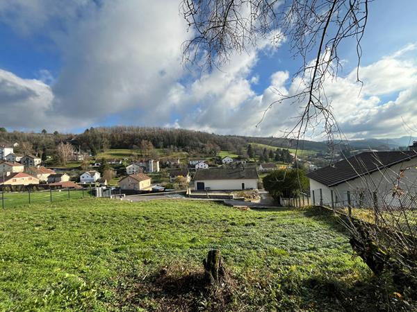 Achat terrain près de Lons-le-Saunier - 1014 m² - 95 000 €