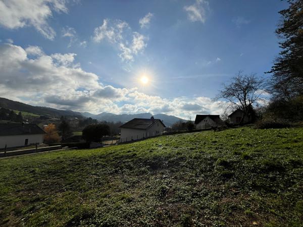 Achat terrain près de Lons-le-Saunier - 1014 m² - 95 000 €