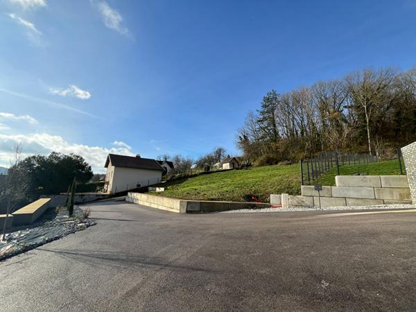Achat terrain près de Lons-le-Saunier - 1014 m² - 95 000 €