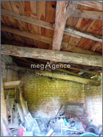 Maison à BRIZAMBOURG, 17770 - 3 pièces 130m²