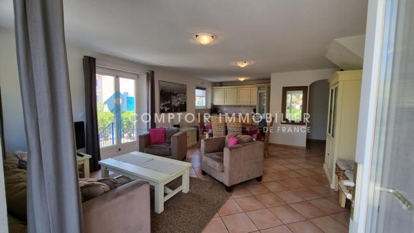 Villa
                                                                                                                                                                                                                                                                                                                        5 pièce(s)                                                                                                                                                                                                          4 chambre(s)                                                                                                                                                                                                          95  m²