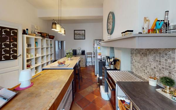 Maison à vendre    8 pièces •  Castelnaudary