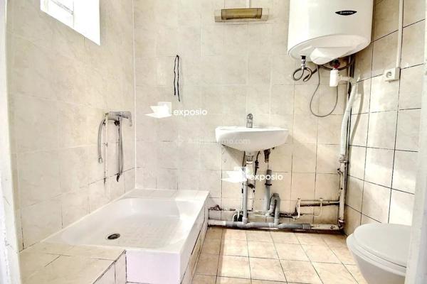 Vente                                                      Appartement
                        
                     1 pièces                      19 m2                     à Asnières-sur-Seine