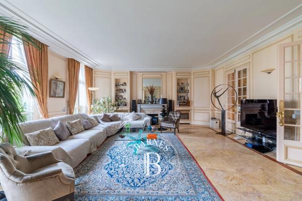 Paris 16ème, Appartement 4 Chambres -  252 m² à vendre