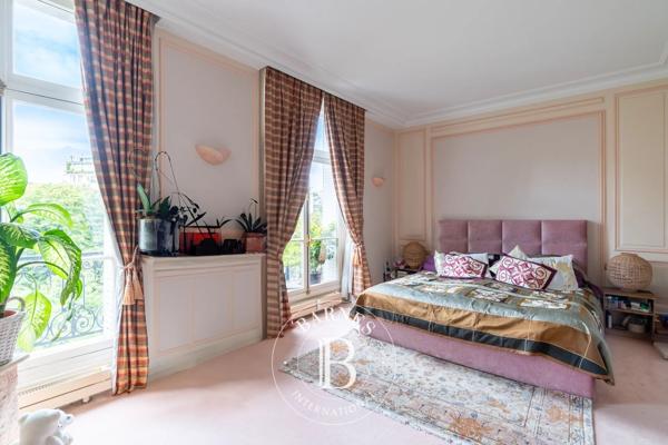Paris 16ème, Appartement 4 Chambres -  252 m² à vendre