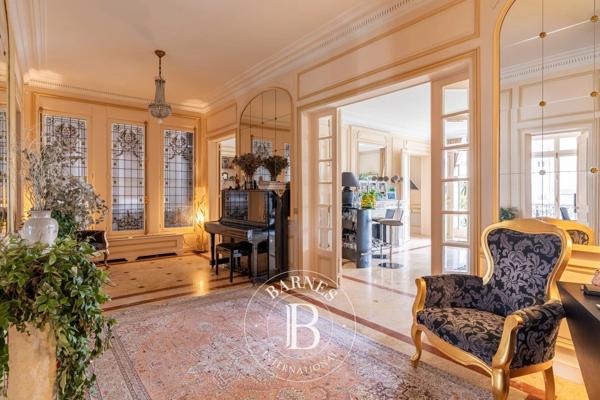 Paris 16ème, Appartement 4 Chambres -  252 m² à vendre