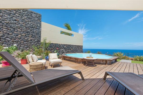 VILLA VUE MER + DÉPENDANCE À SAINT-GILLES LES BAINS