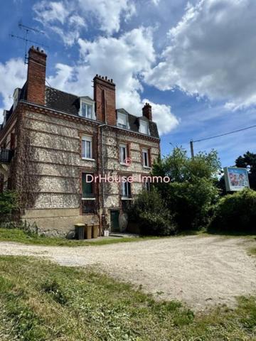 Immeuble à vendre 17 pièces de 328 m²