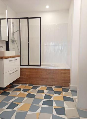 Appartement T5 familial, pratique, fonctionnel, bien agencé avec vue imprenable sur Paris !