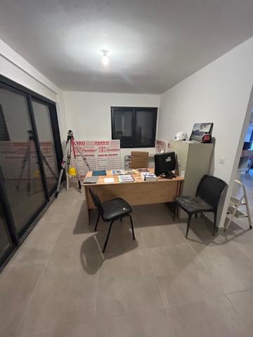 Lunel-Viel (34400) LOCAL PROFESSIONNEL 57M² avec extérieur 76M² – LUNEL-VIEL (34)