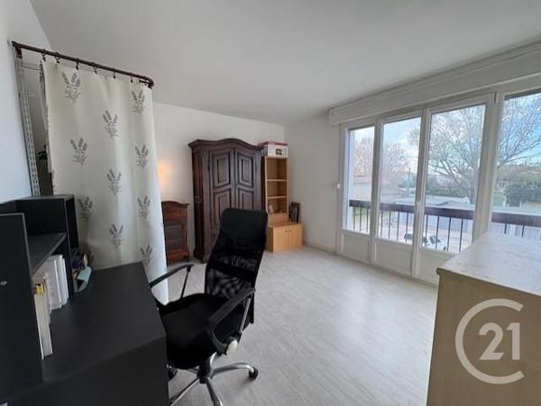 Appartement F3 à vendre  3 pièces - 79,94 m2 ARLES - 13