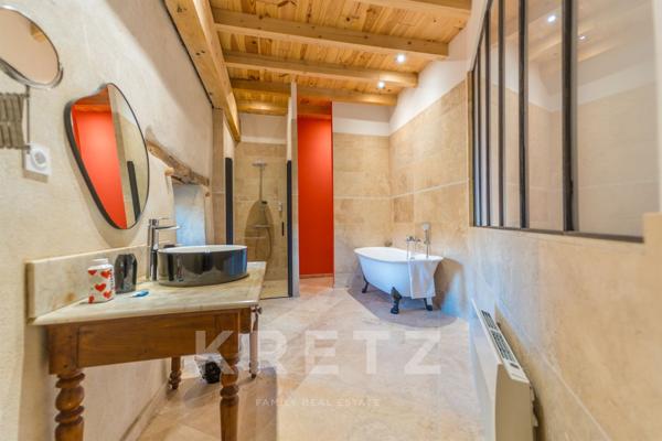 Château d’exception en Languedoc — domaine historique et raffiné