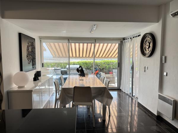 Palavas-les-Flots (34250) PALAVAS 1 er ligne MAGNIFIQUE Appartement 3 pièces en rdc grande terrasse