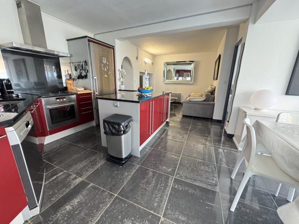 Palavas-les-Flots (34250) PALAVAS 1 er ligne MAGNIFIQUE Appartement 3 pièces en rdc grande terrasse