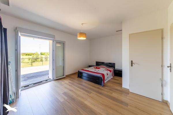 Maison à vendre |  Saint-Nicolas-de-la-Grave |  8 pièces | 305 m²