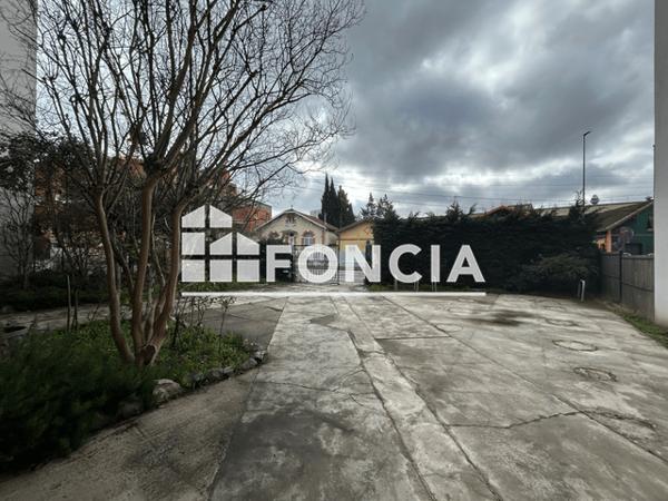 Location Local commercial 5 pièces 276 m² - 75 BOULEVARD SILVIO TRENTIN Toulouse 31200