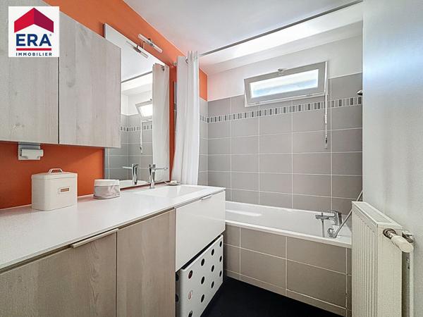 APPARTEMENT 4/5 PIECES 98M² + TERRASSE 27M² - DERNIER ETAGE