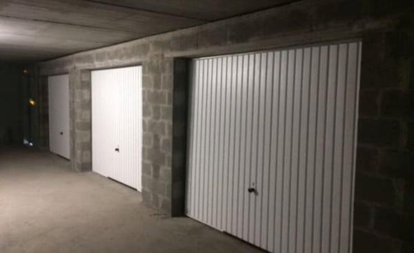 Garage fermé centre ville