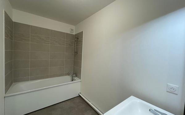 Appartement à louer    3 pièces •  Meaux