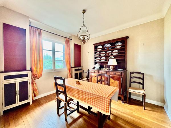 Maison de 155m2 - 6 chambres - Proche RER B