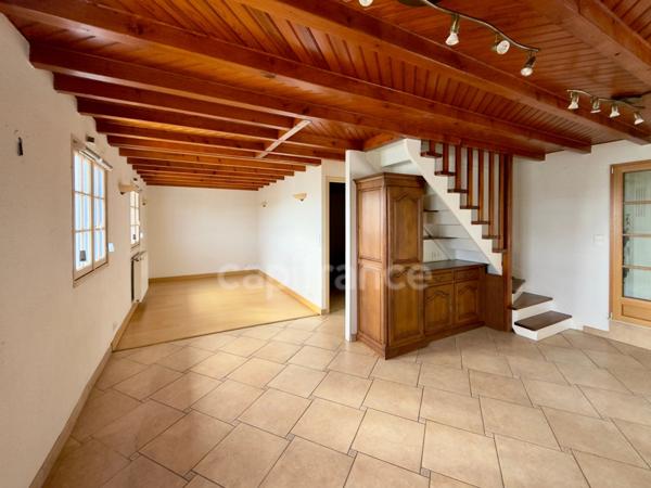 LA FORET FOUESNANT - Maison à rénover avec restaurant et duplex, vue mer – Opportunité rare à vendre !