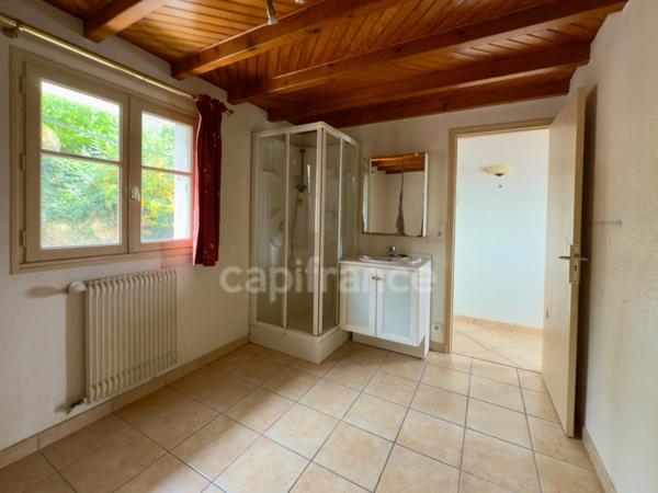 LA FORET FOUESNANT - Maison à rénover avec restaurant et duplex, vue mer – Opportunité rare à vendre !