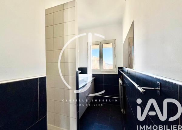 Appartement à vendre 4 pièces 79 m² Toulon