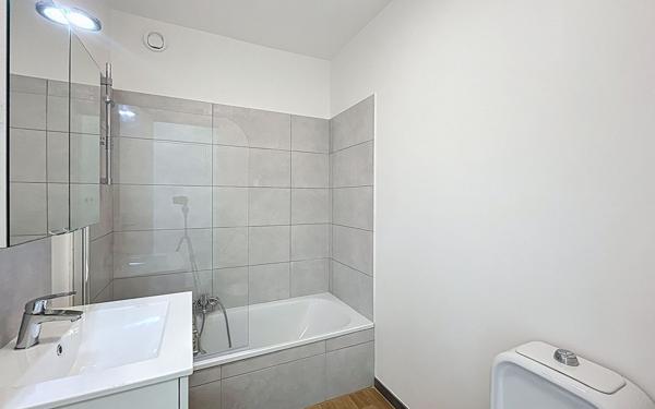 Appartement à louer    1 pièce •  Cannes