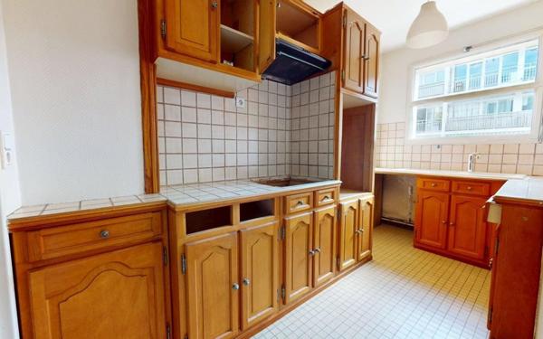 Appartement à vendre    3 pièces • 61,86 m2 Courbevoie