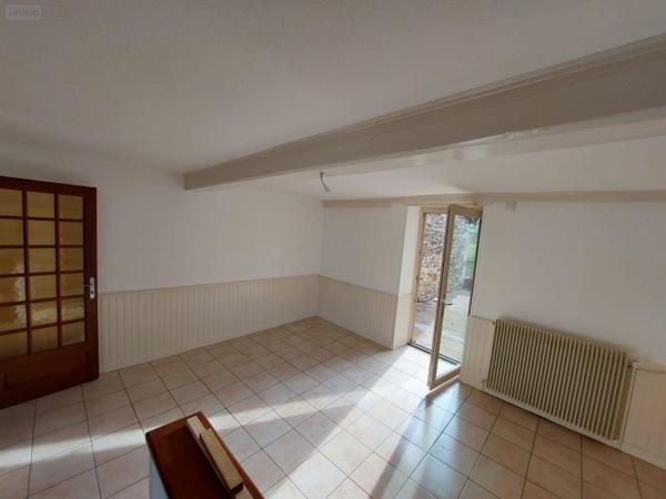 Maison à louer à Chardonnay en Saône-et-Loire (71700), ref : 71022/169