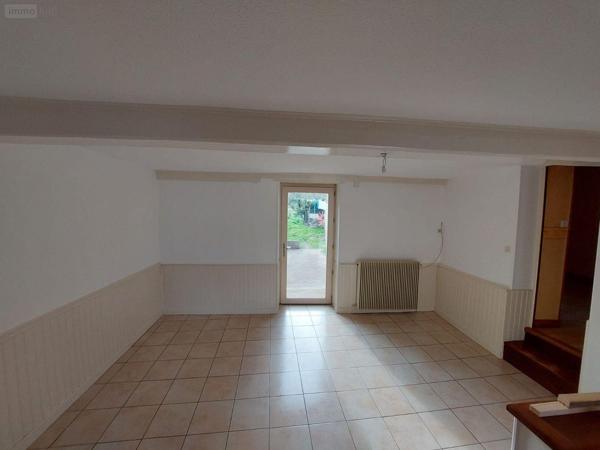 Maison à louer à Chardonnay en Saône-et-Loire (71700), ref : 71022/169