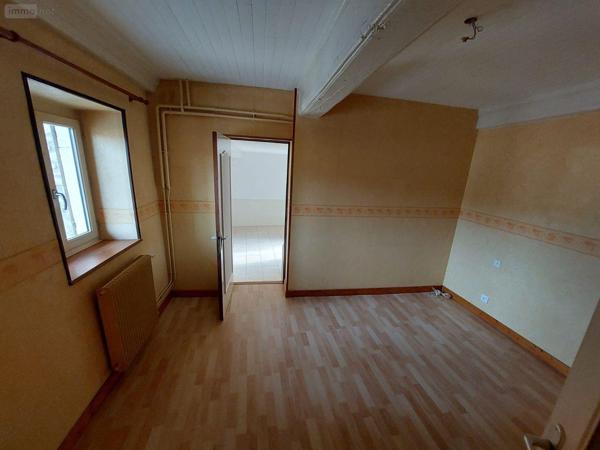 Maison à louer à Chardonnay en Saône-et-Loire (71700), ref : 71022/169