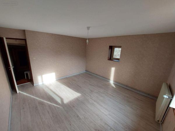 Maison à louer à Chardonnay en Saône-et-Loire (71700), ref : 71022/169