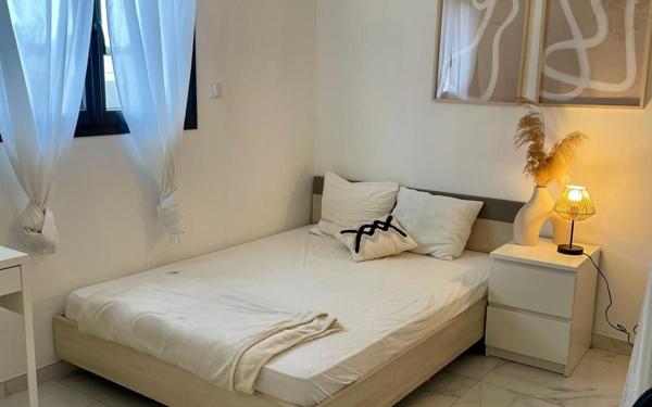 Maison à vendre    5 pièces •  Saint-Paul-Trois-Châteaux