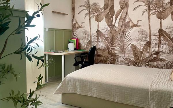 Maison à vendre    5 pièces •  Saint-Paul-Trois-Châteaux