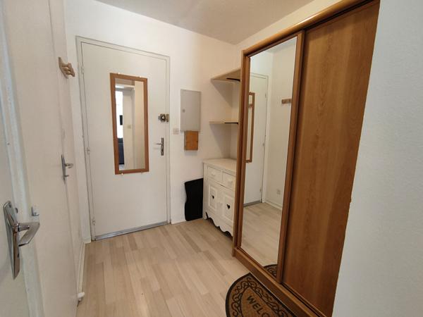 Studio meublé rez de jardin - Les Manettes 3