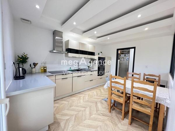 Maison à SAINT MACAIRE EN MAUGES, 49450 - 5 pièces 134m²