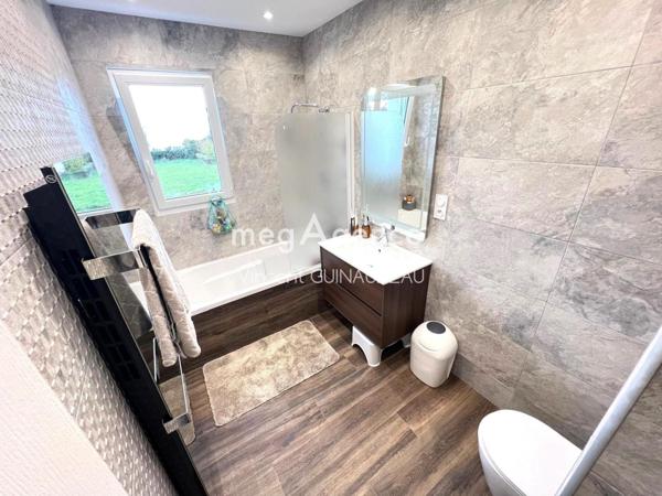 Maison à SAINT MACAIRE EN MAUGES, 49450 - 5 pièces 134m²
