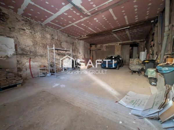 MAISON DE CARACTERE avec TERRASSE de 85m² et GARAGE de 90m²- GROS POTENTIEL D'AMENAGEMENT