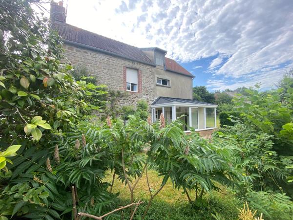 Maison en pierres, 93 m², 2 chs, terrain 522 m², Frênes