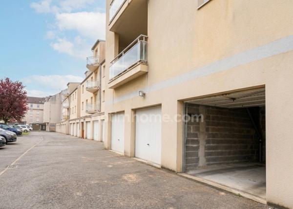 YUTZ - APPARTEMENT 3 PIECES DE 79 M² AVEC 2 CHAMBRES, UN BALCON ET UN GARAGE ! FORT POTENTIEL !