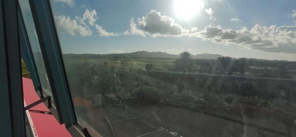 Location local commercial Ducos - 184 m² - 4 232 € / mois