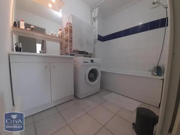 Appartement à louer 2 pièces 55.76m²