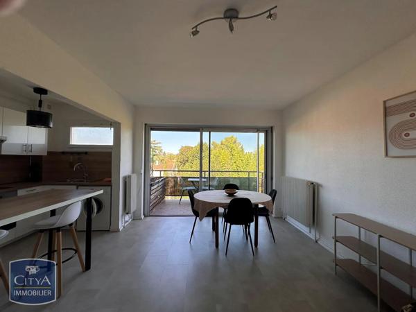 Appartement à louer 2 pièces 51m² Montpellier (34000)