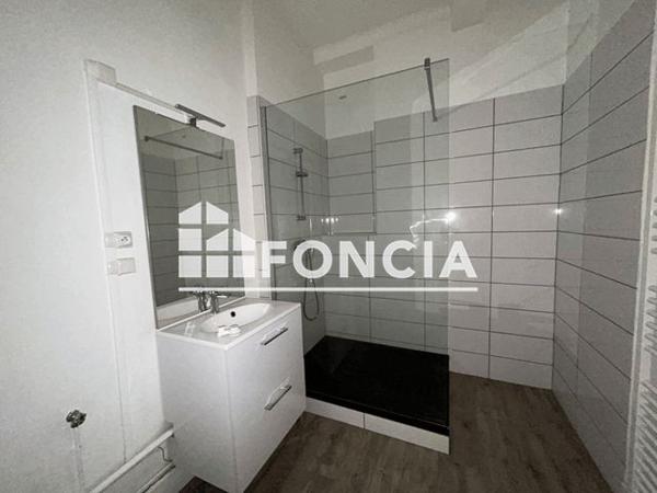 Location Appartement 3 pièces 64 m² - 8 RUE DE L'EST Montlucon 03100