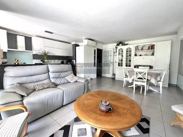 Vente Appartement 4 pièces 84 m2 à Saint-Raphaël