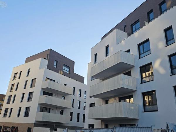 Location Appartement 3 pièces 77.5 m² - 1/3/5 Rue Helvétius Bagnolet 93170