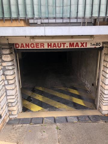 Box en sous-sol 1 voiture Chevilly Larue proche métro ligne 14 L'Haÿ les Roses