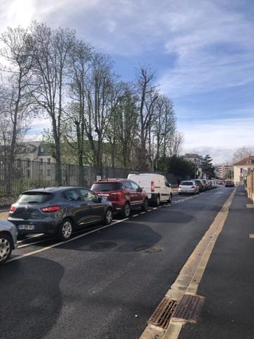 Box en sous-sol 1 voiture Chevilly Larue proche métro ligne 14 L'Haÿ les Roses