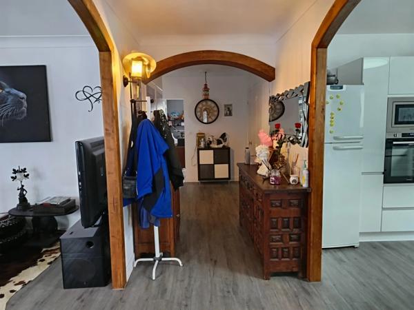 MAISON 4 CHAMBRES SUR SOUS SOL PROCHE CENTRE VILLE